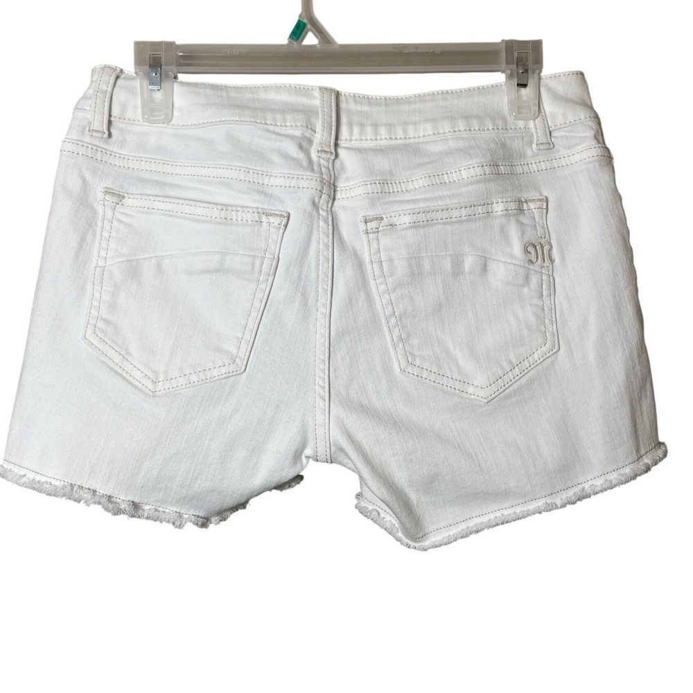 Miss Me White Denim Moto Shorts Mid Rise Frayed Hem Zipper Detail Size 28 - Picture 5 of 14